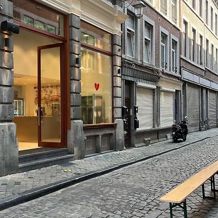 公寓 In The Air Cosy 列日